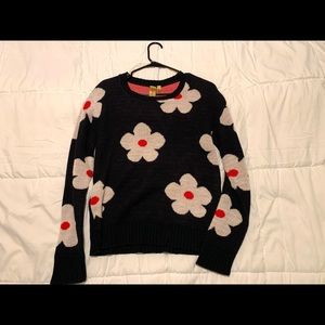 Flower sweater